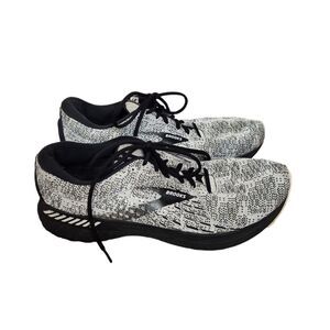 Brooks Adrenaline GTS 21 White & Black Sneakers Sz. 12